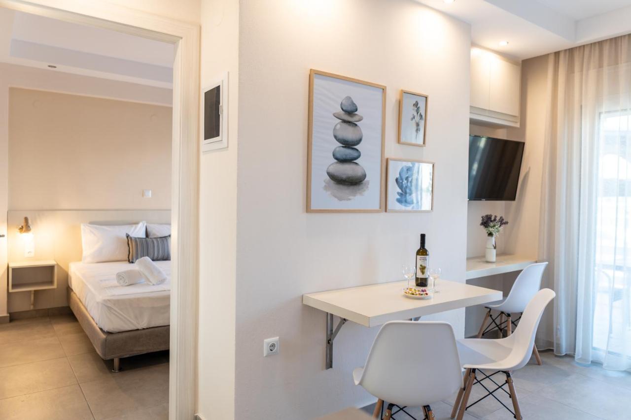 Yiasemi Apartments Nea Iraklitsa Εξωτερικό φωτογραφία